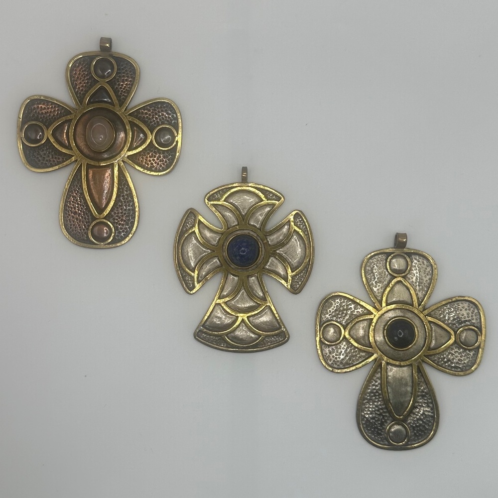 MORITA GIL Cross Pendant with genuine stones